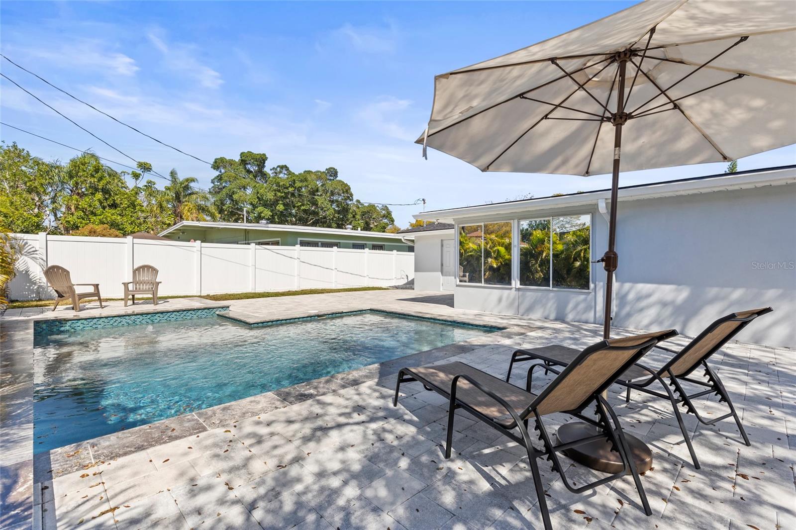 Saltwater Pool w/ sun shelf