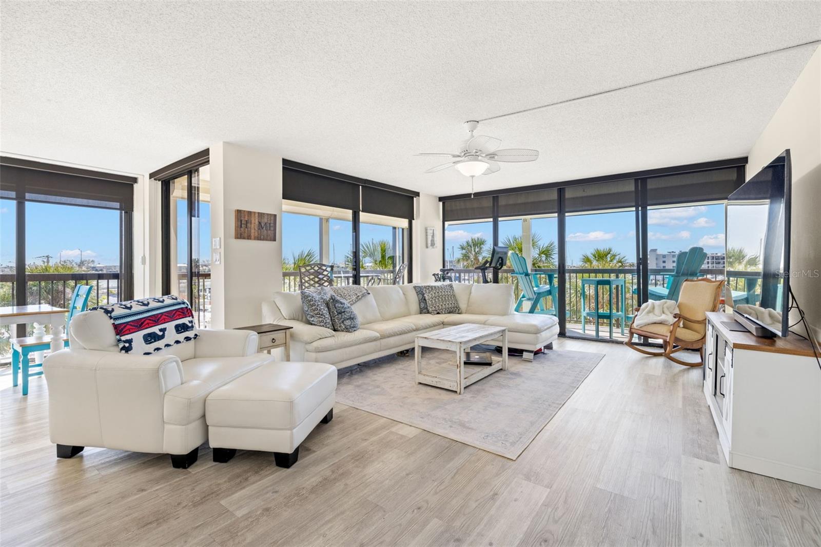 Bright, spacious main living area