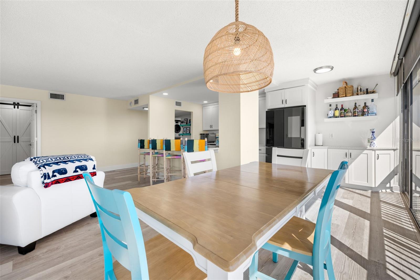 Dining area adjacent to kitchen