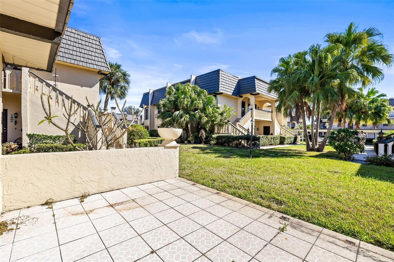 Spacious Patio