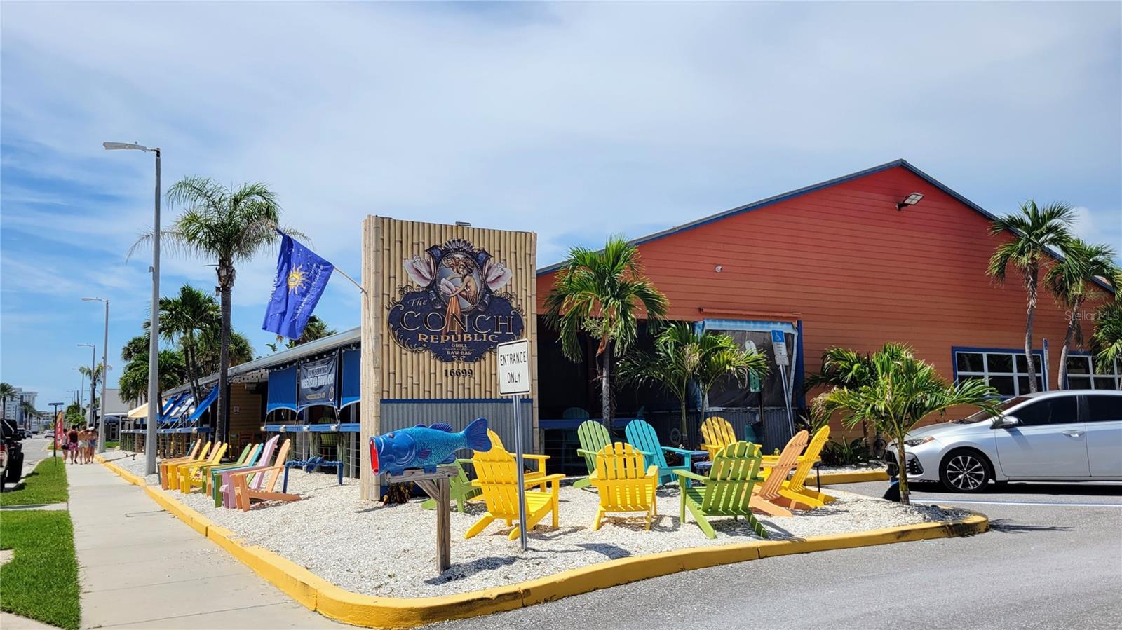 Walk to the famous Conch Restaurant