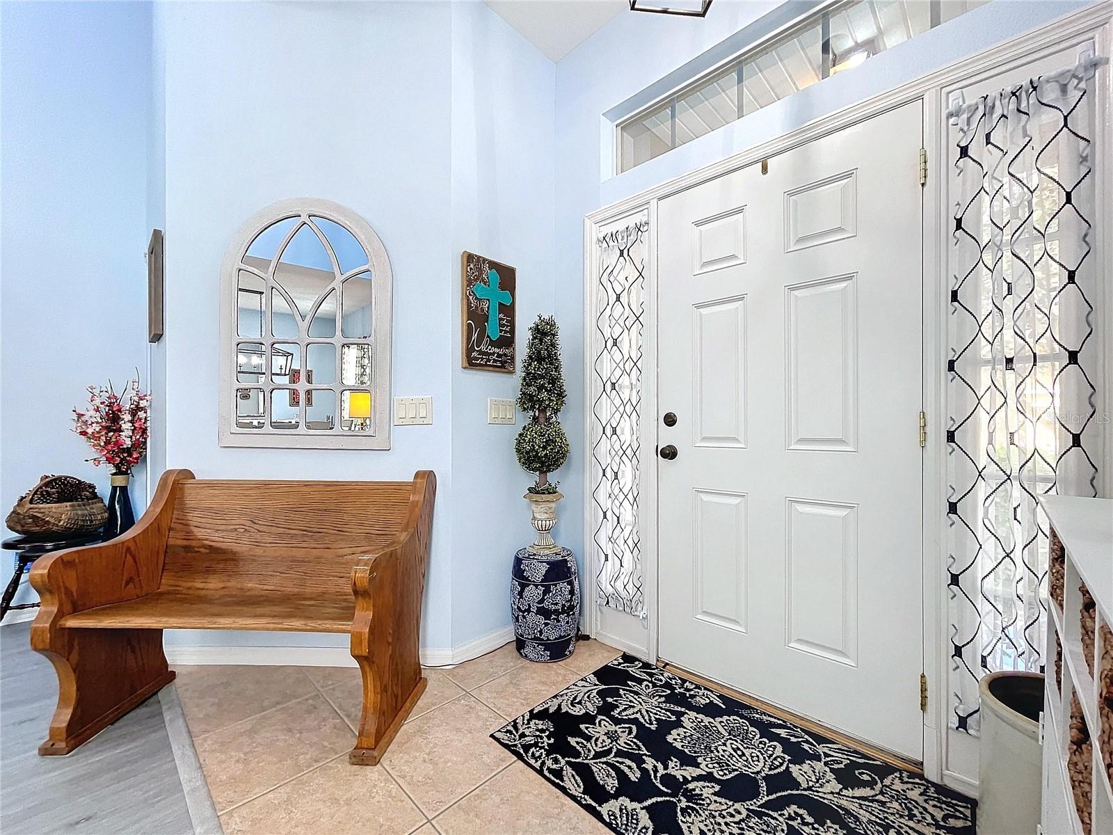 Relaxing foyer on entrance