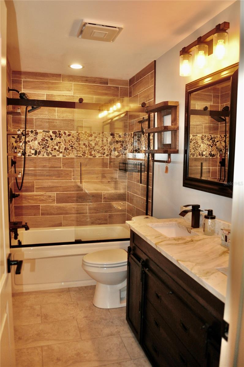 2nd bathroom