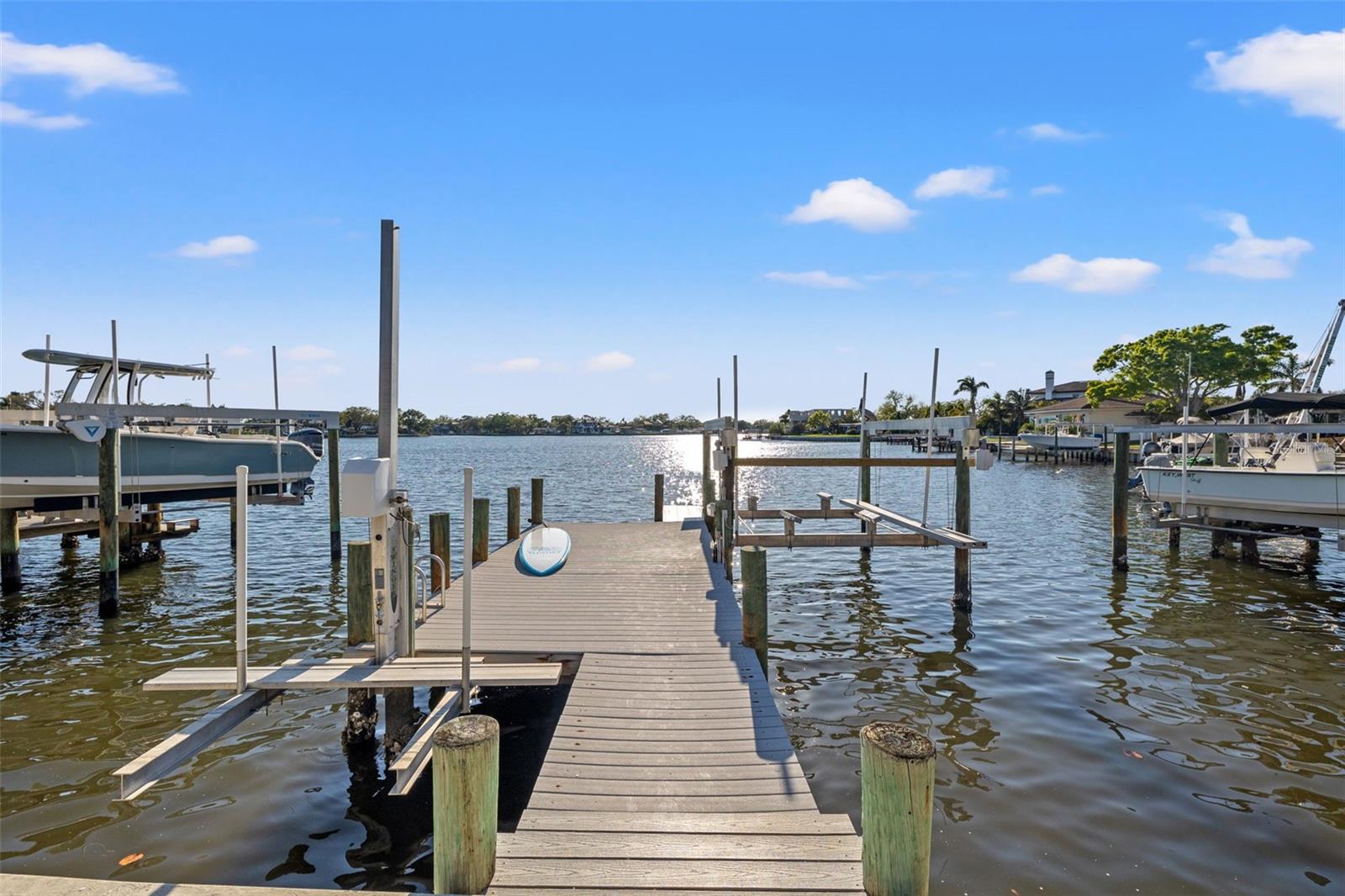 Dock with 16,000 lb lift and recreational lift