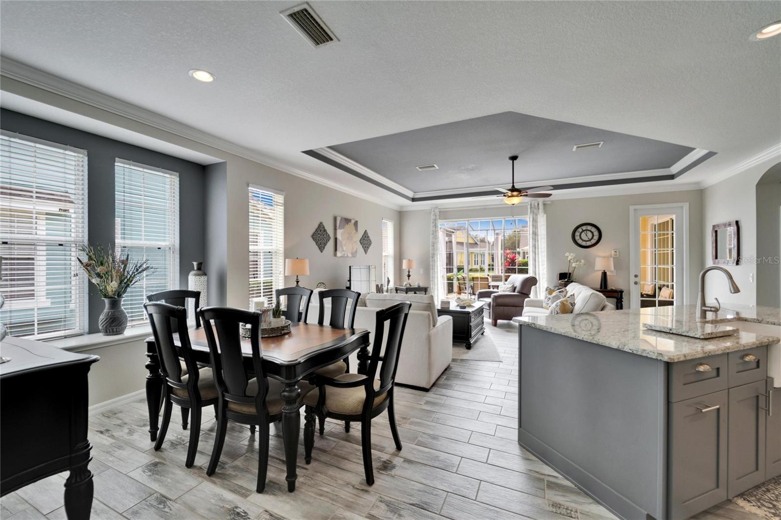 Kitchen Dinette Area