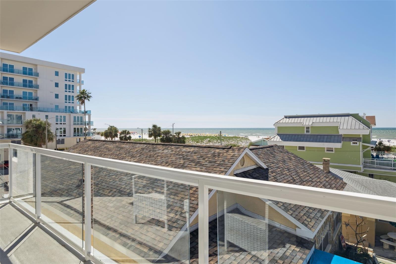 Private Balcony facing Gulf/beach