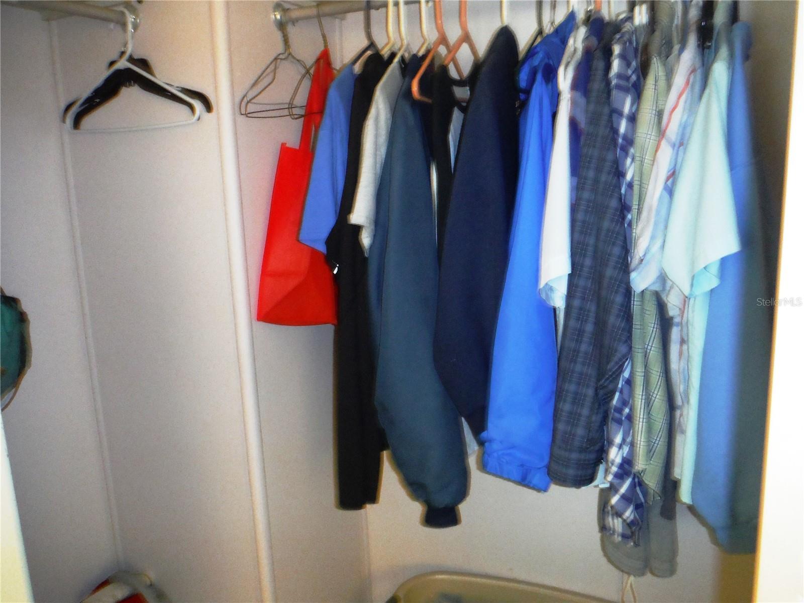 Walk-in Closet