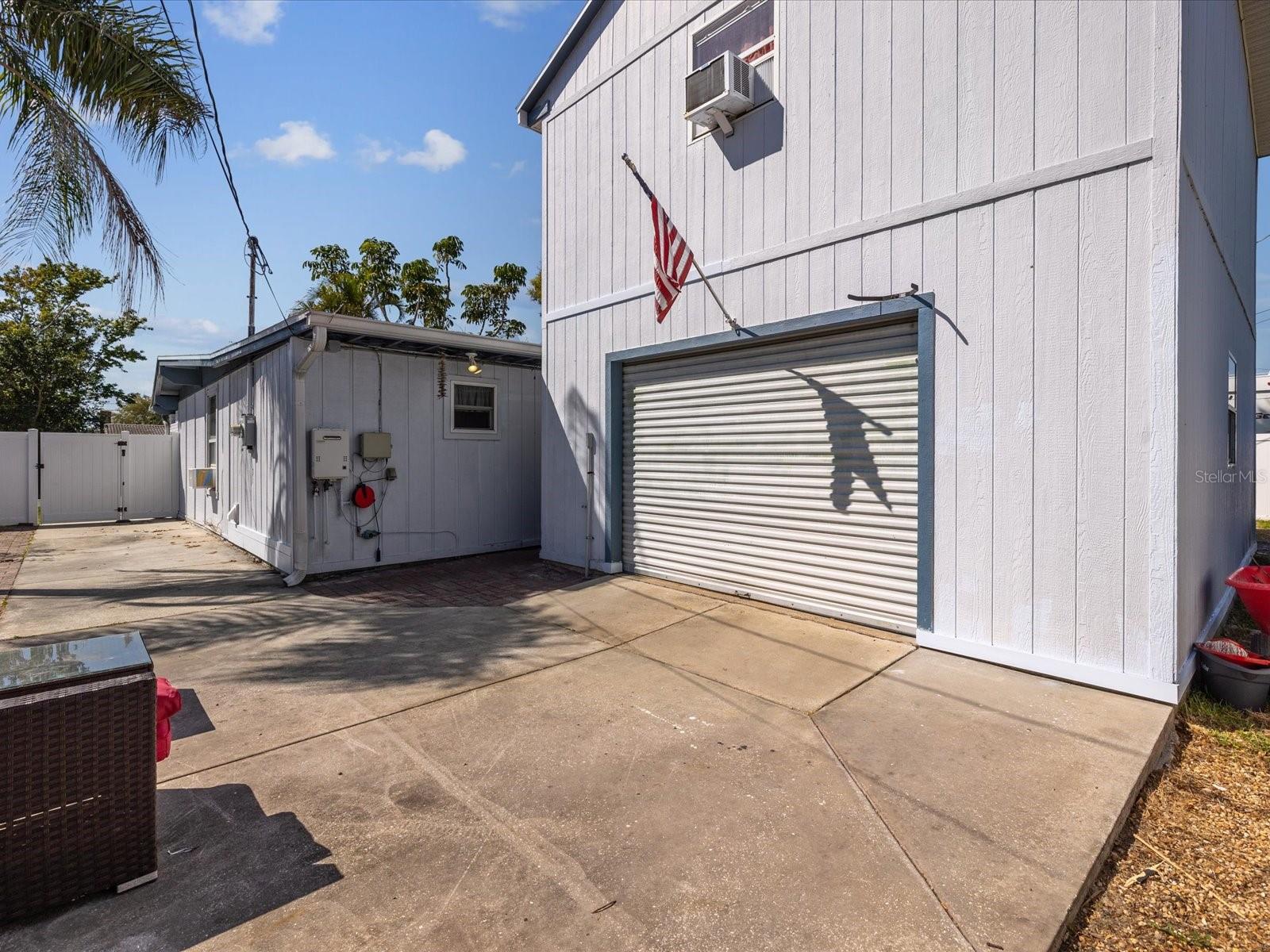 Garage/Workshop Driveway