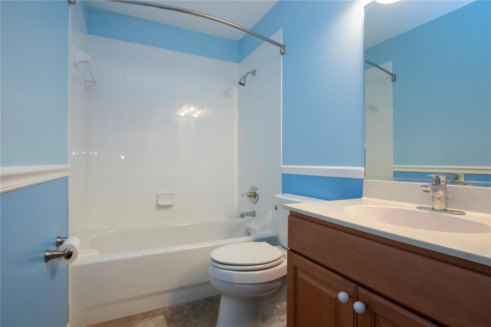 Guest Bathroom-Tub & Shower