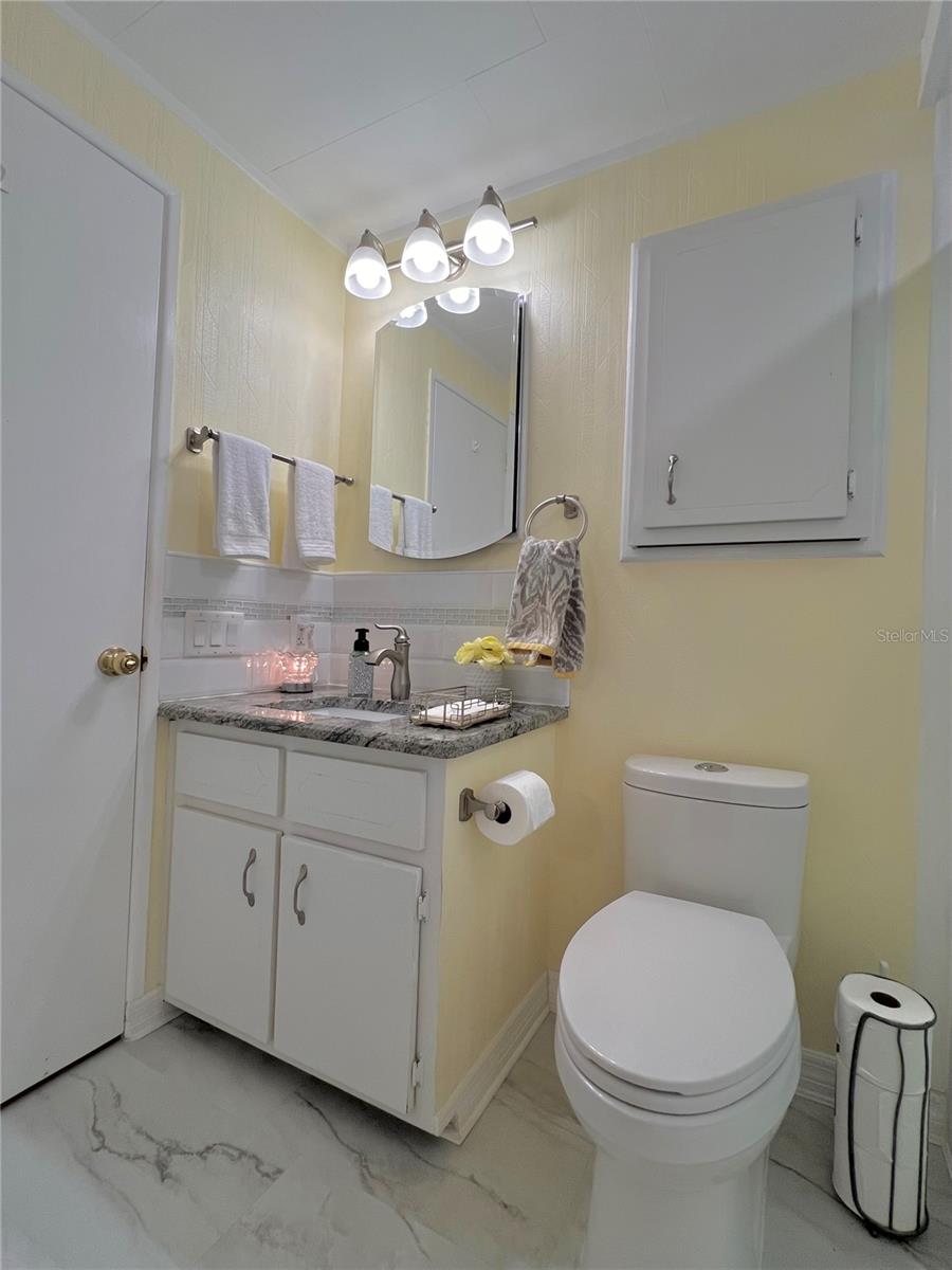 2nd bathroom