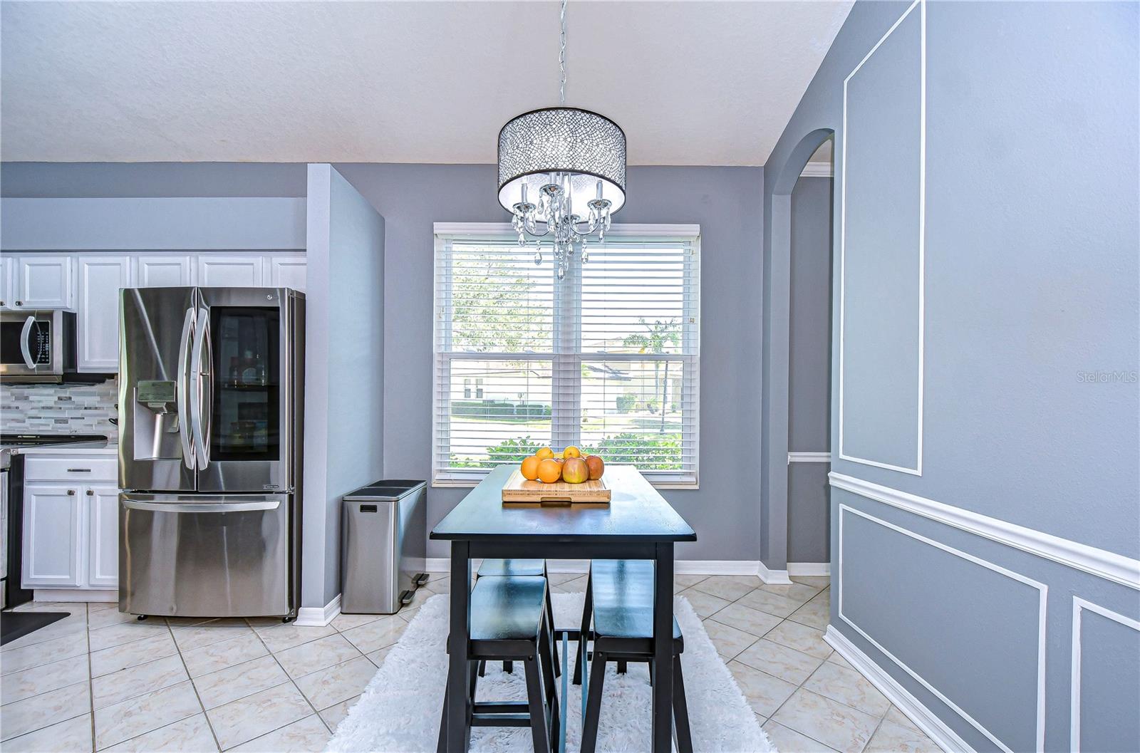 Additional dining nook is perfect for breakfast and casual meals!