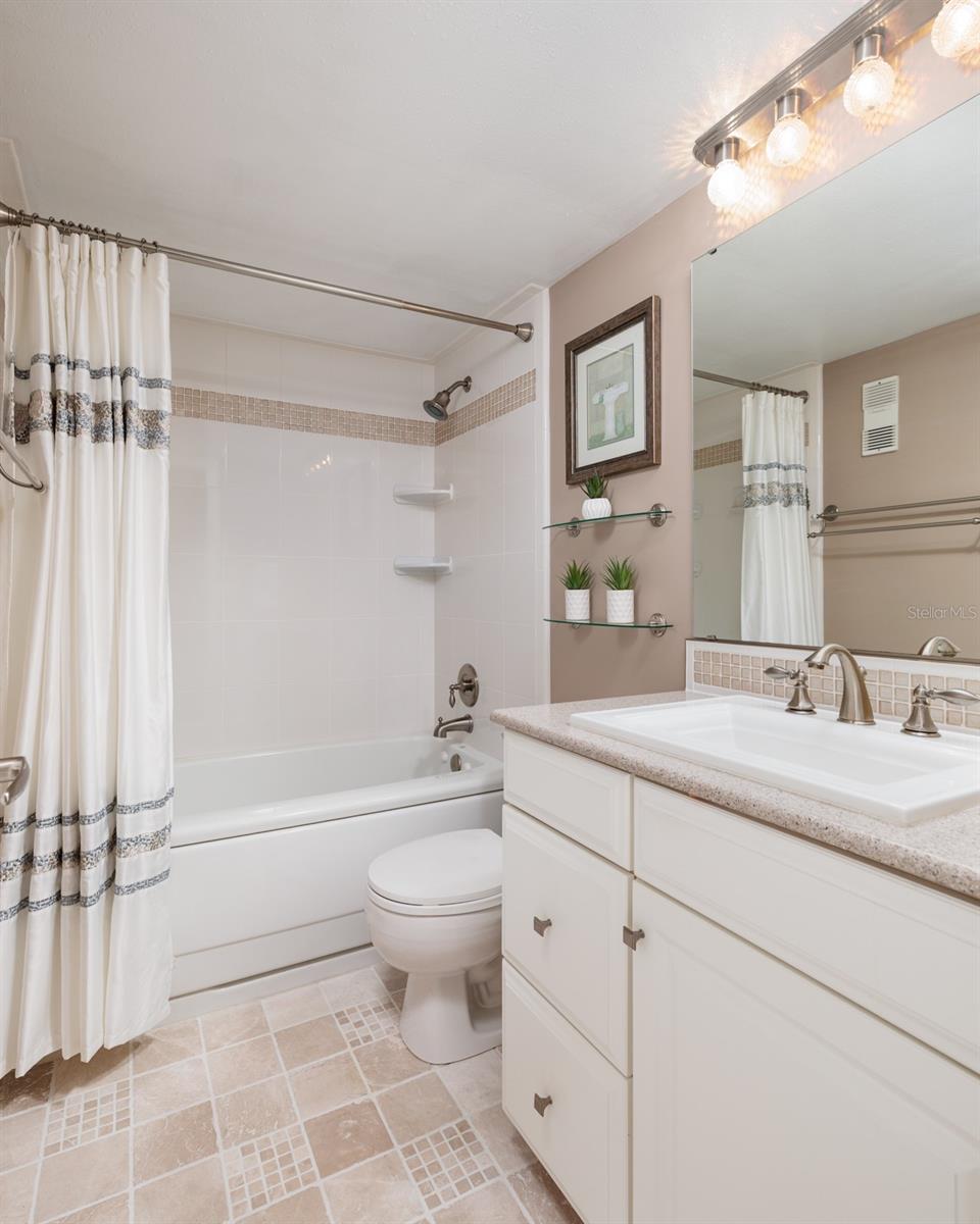 Second FULL Bathroom with Pearl Jacuzzi Tub!