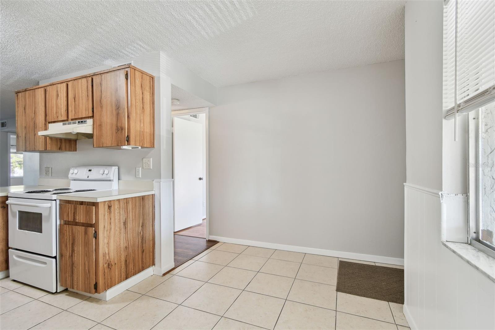 tile flooring in this space