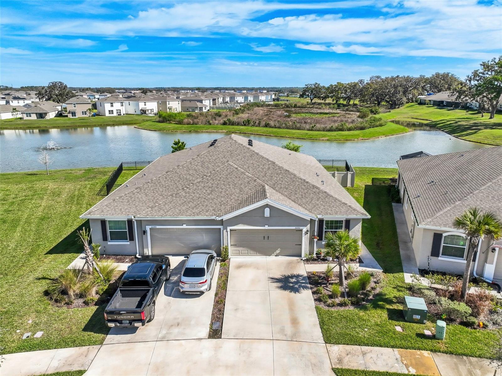 Whole villa and pond