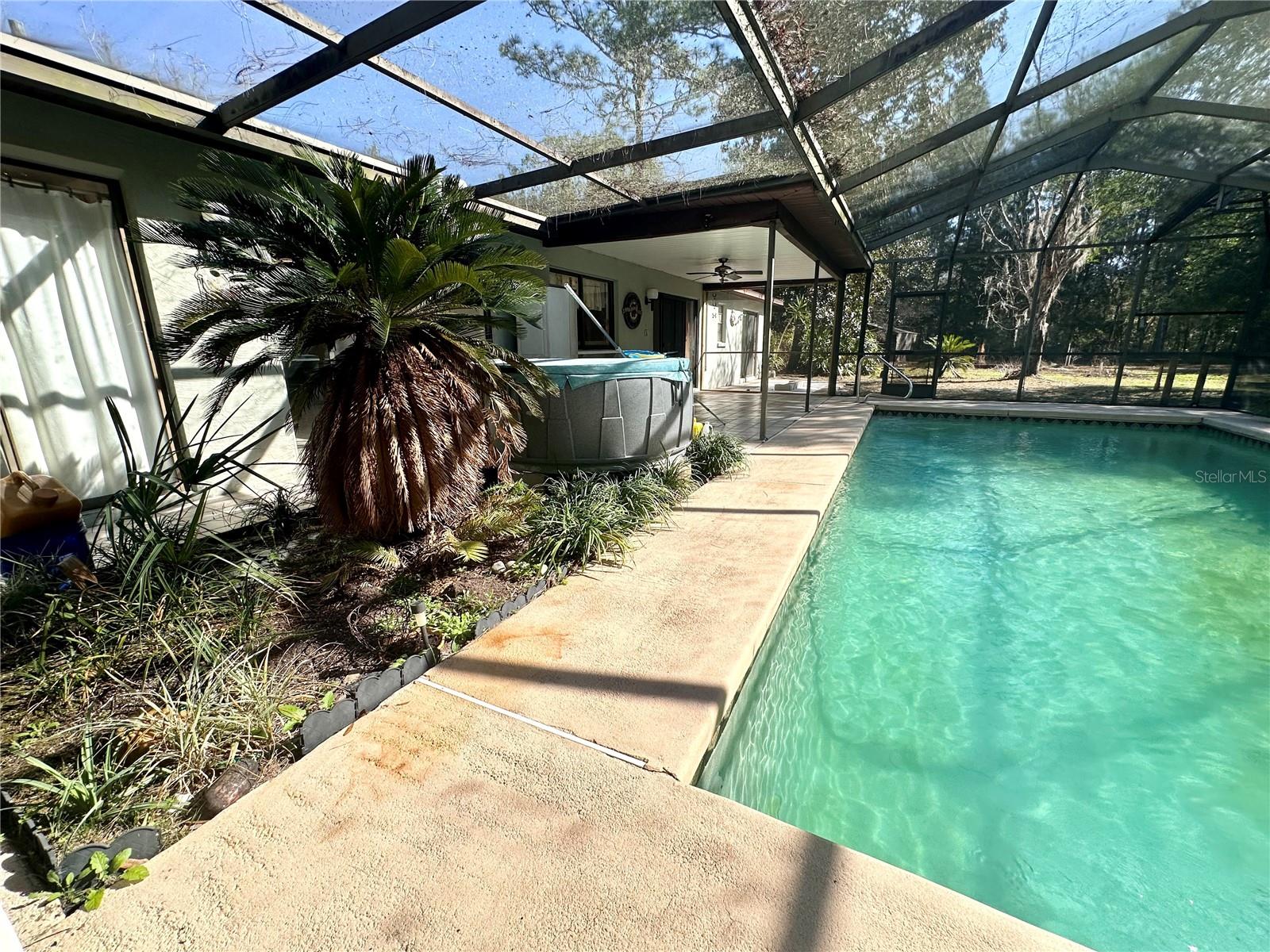 Screened enclosed Pool