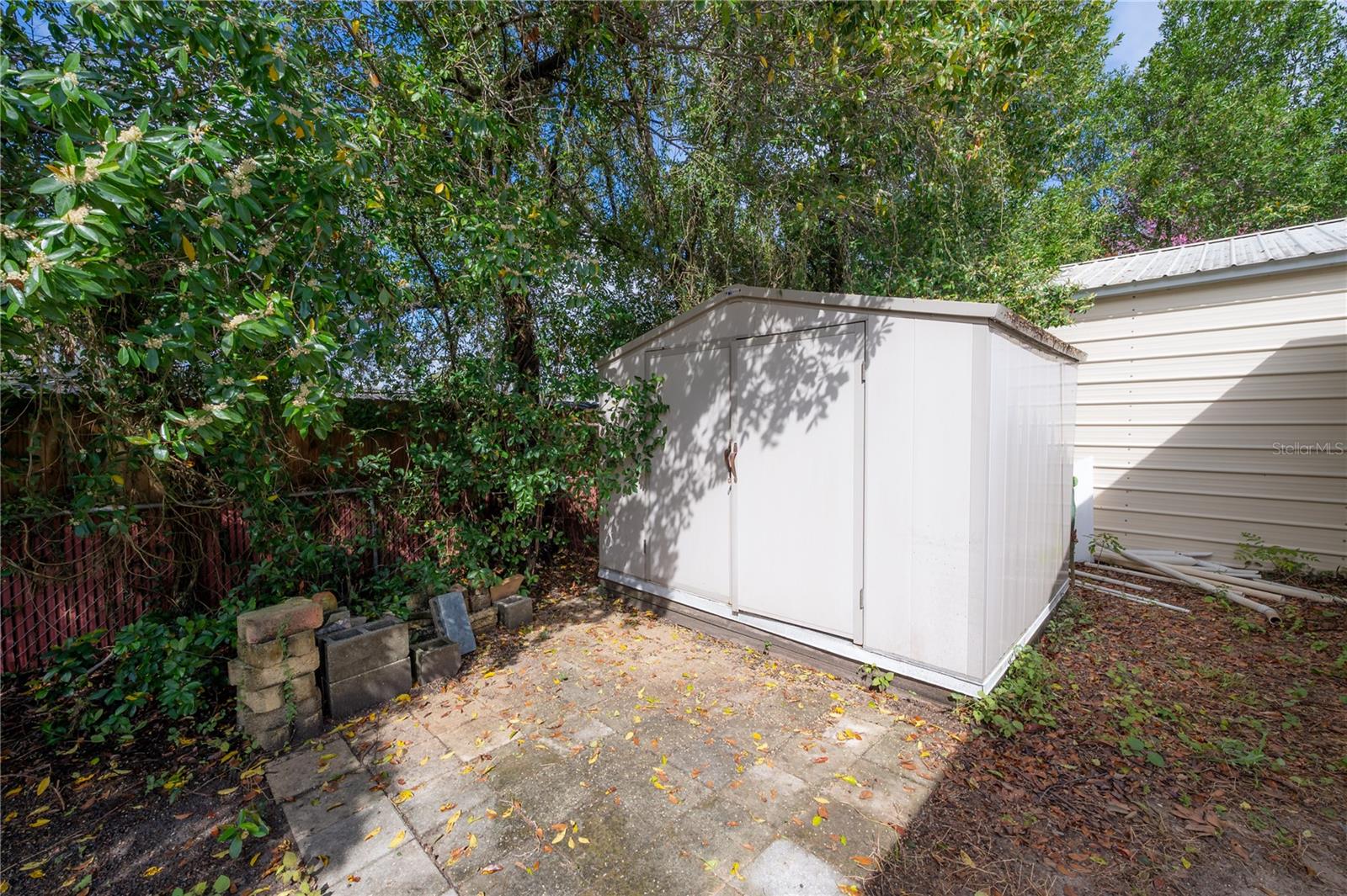 Metal storage shed