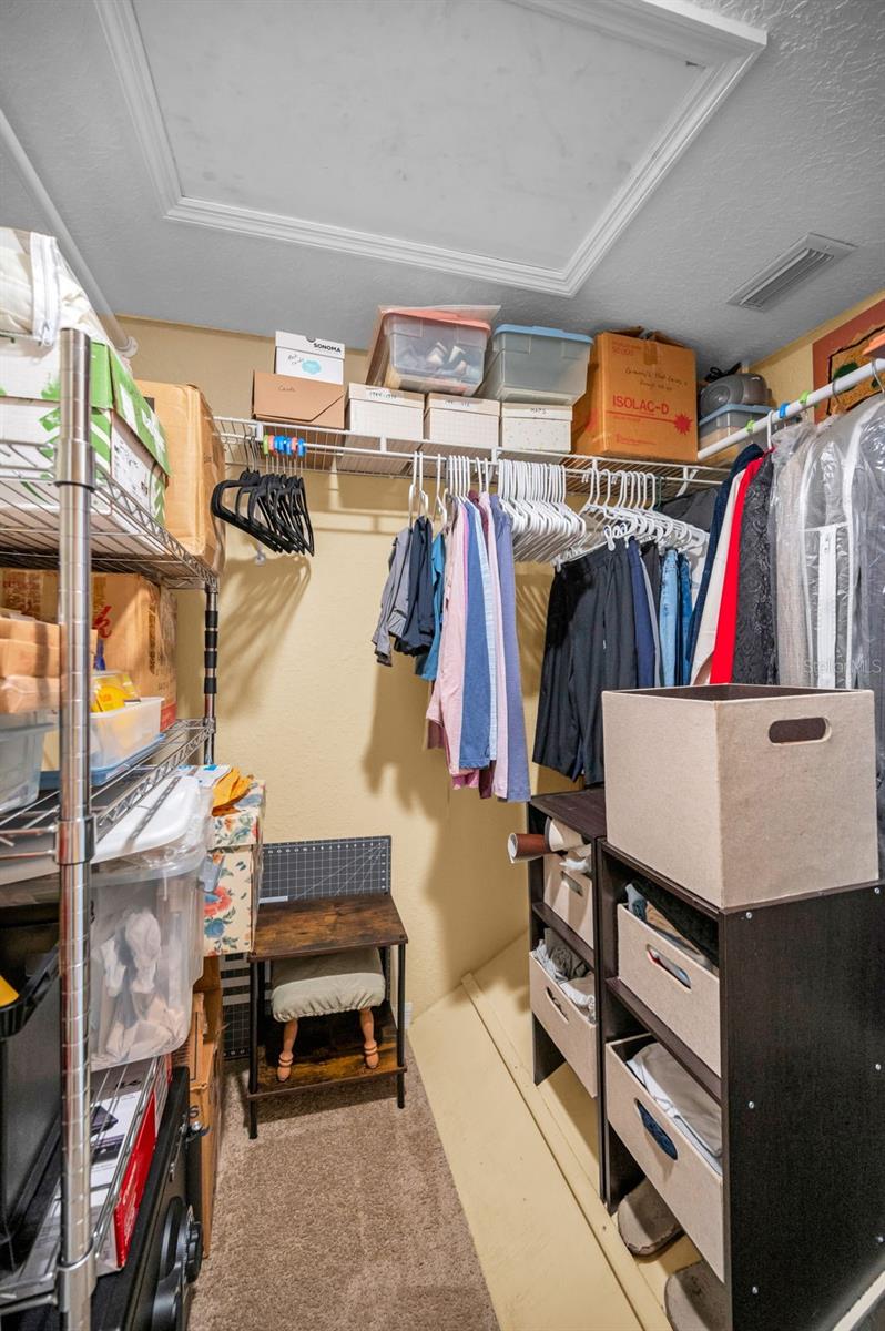 Walk-in Closet