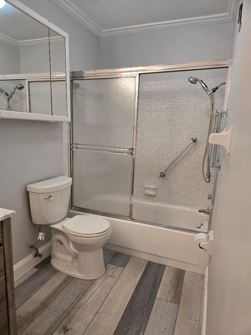 NEW TOILET / SHOWER OVER TUB