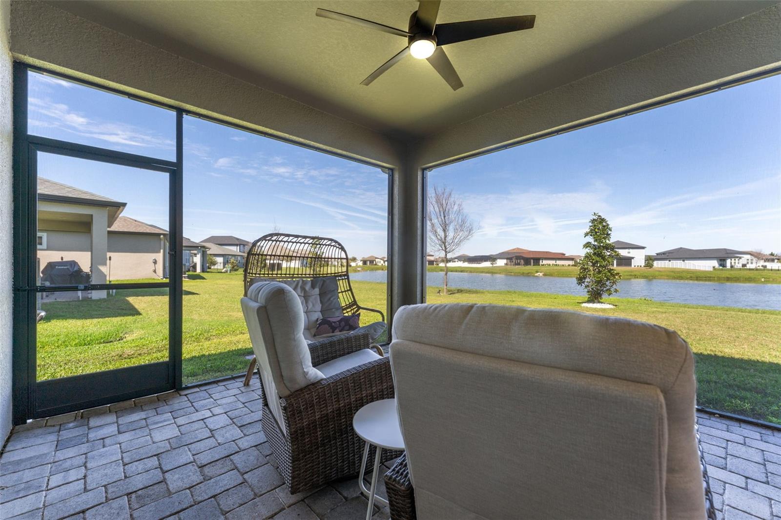 Patio with Panoramic Screen Enclosure