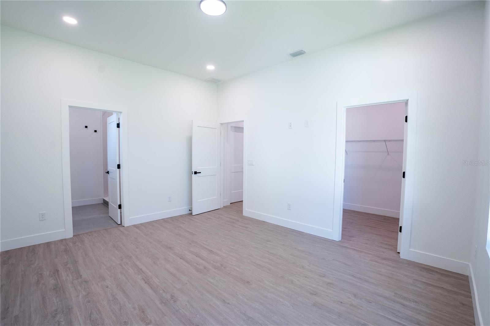 Main Suite