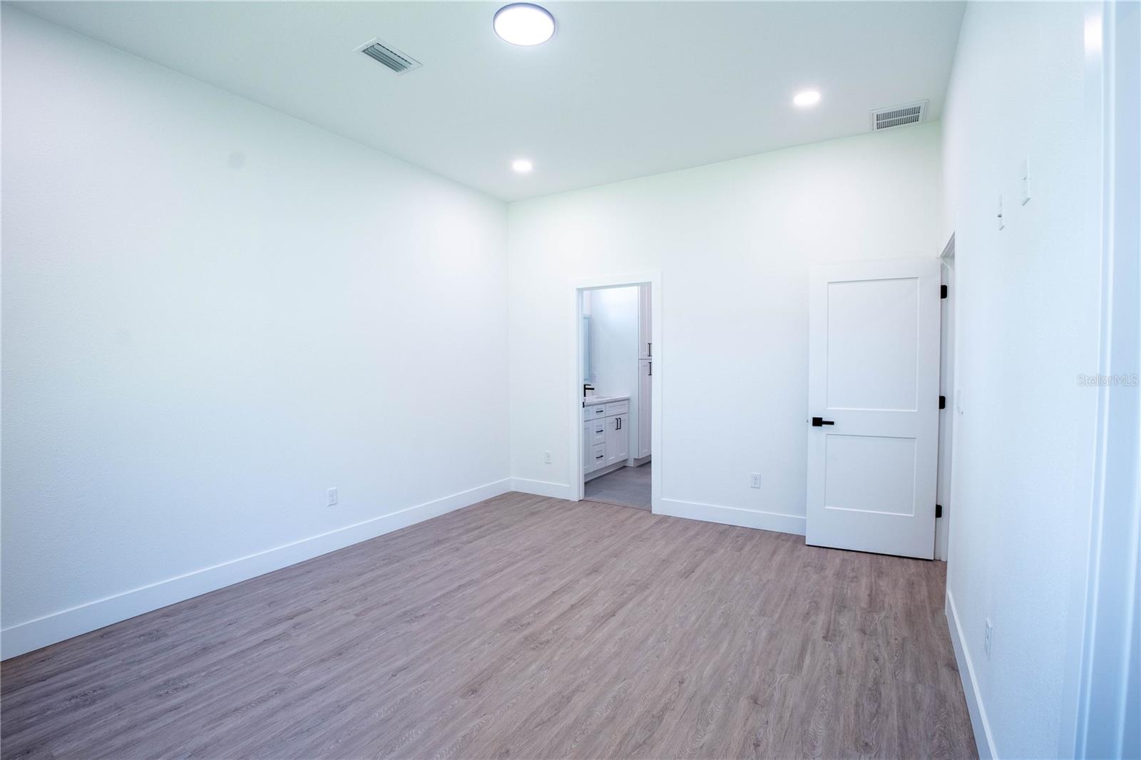 Main Suite