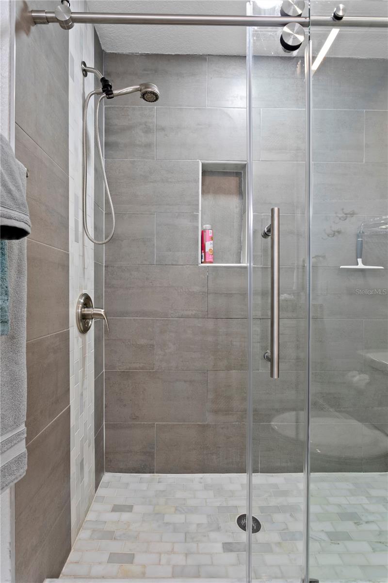 Primary shower