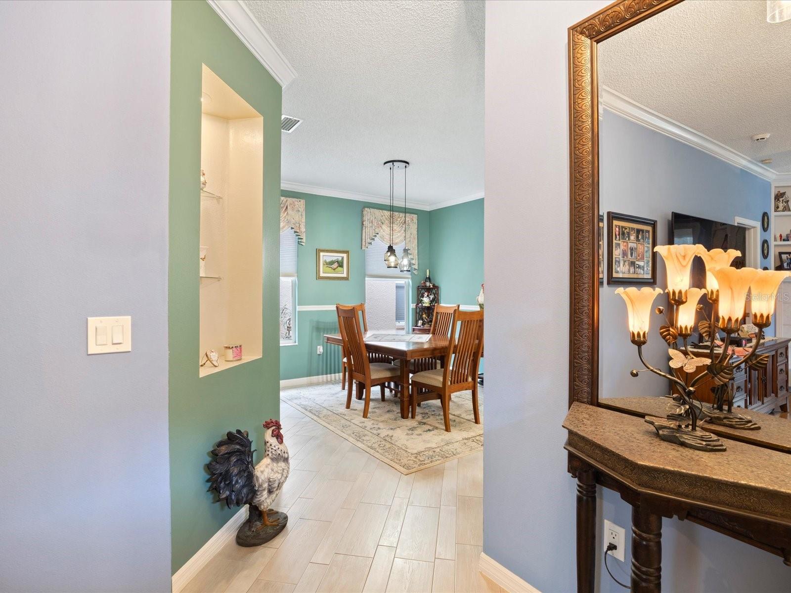 Entryway to dining room