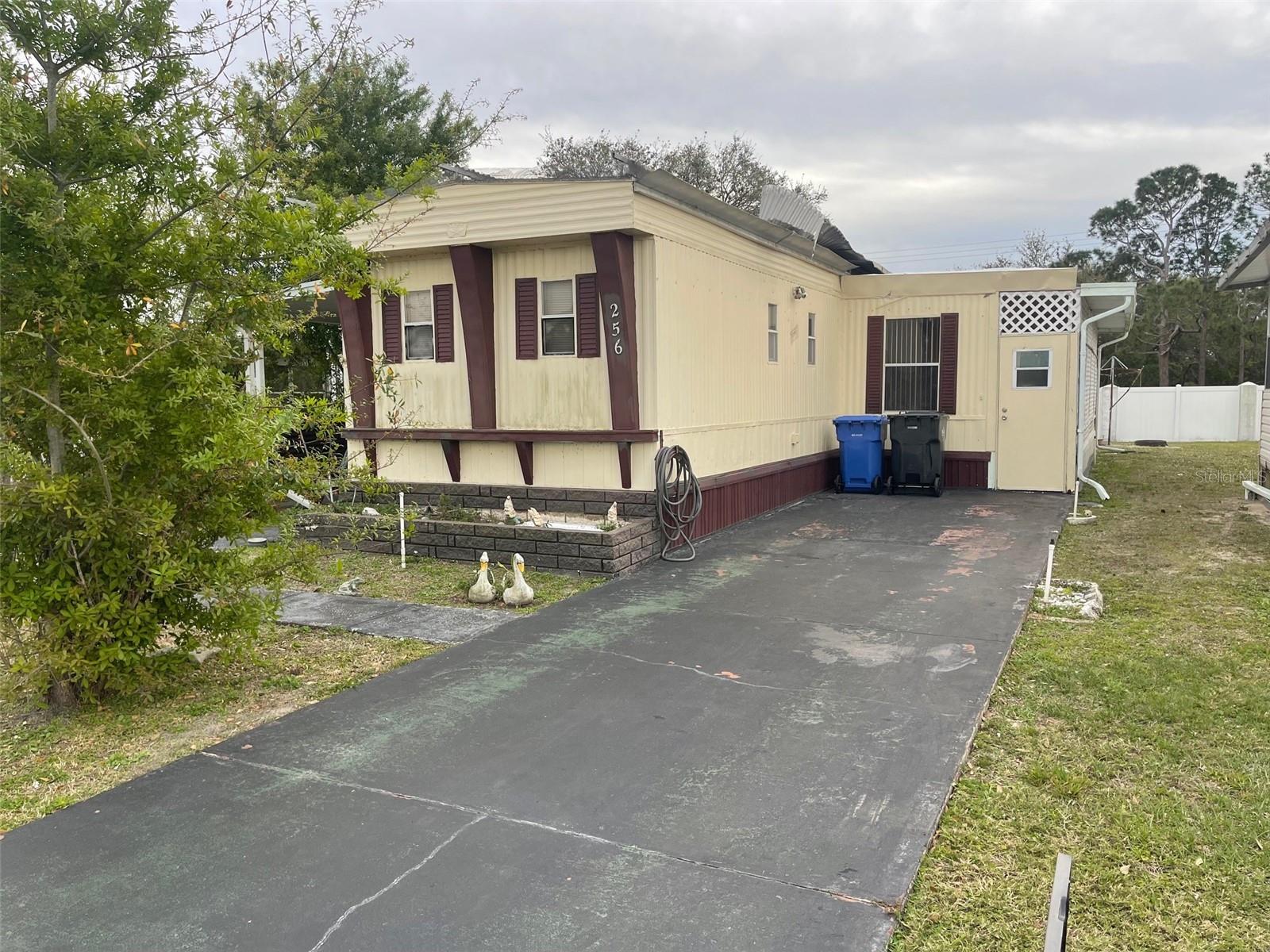 Shows missing carport