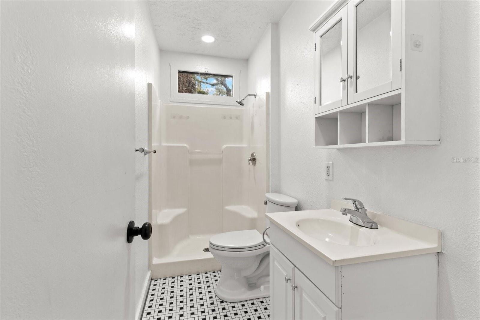 Guest Bathroom w/ New Vanity & Toilet