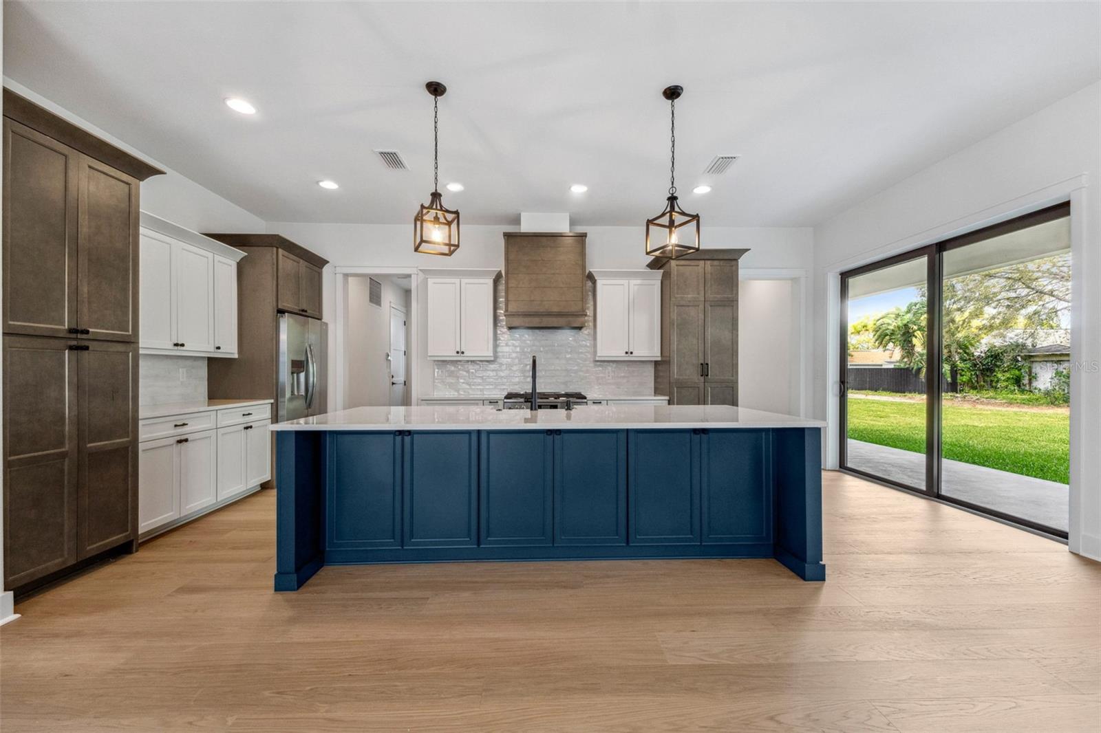 Kitchen with oversized Island