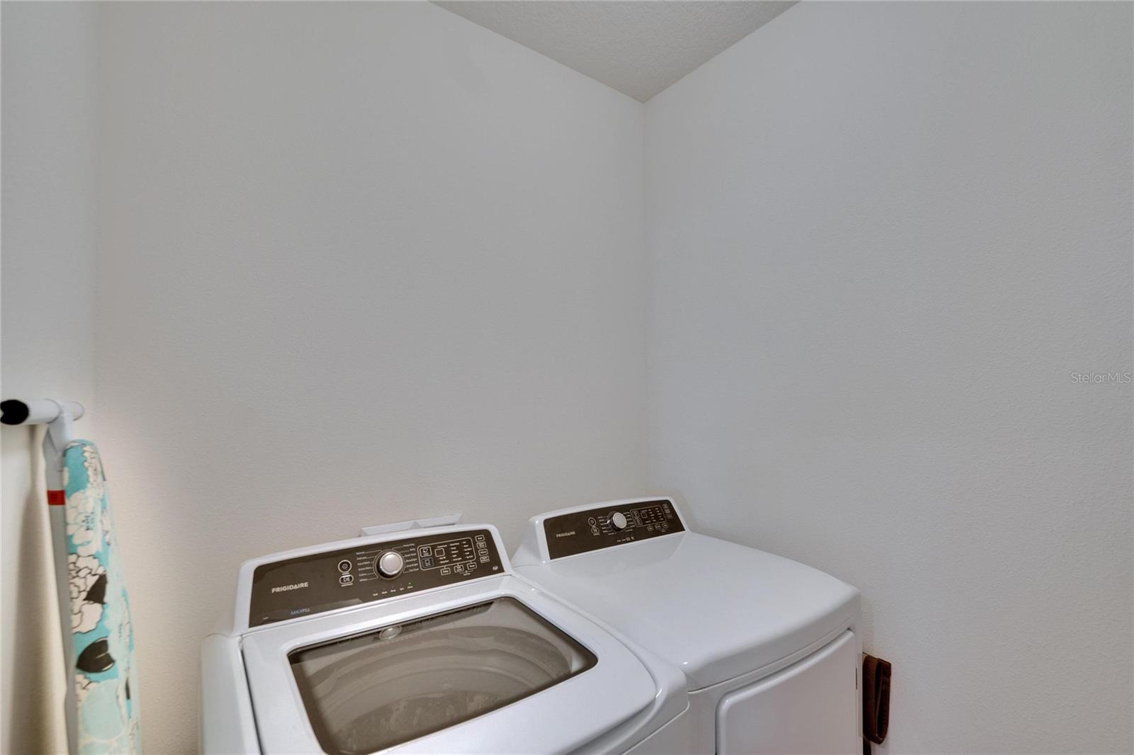 36707 Goffaux Loop laundry room