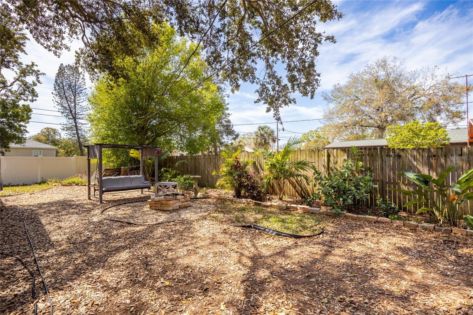 Fully Fenced Yard