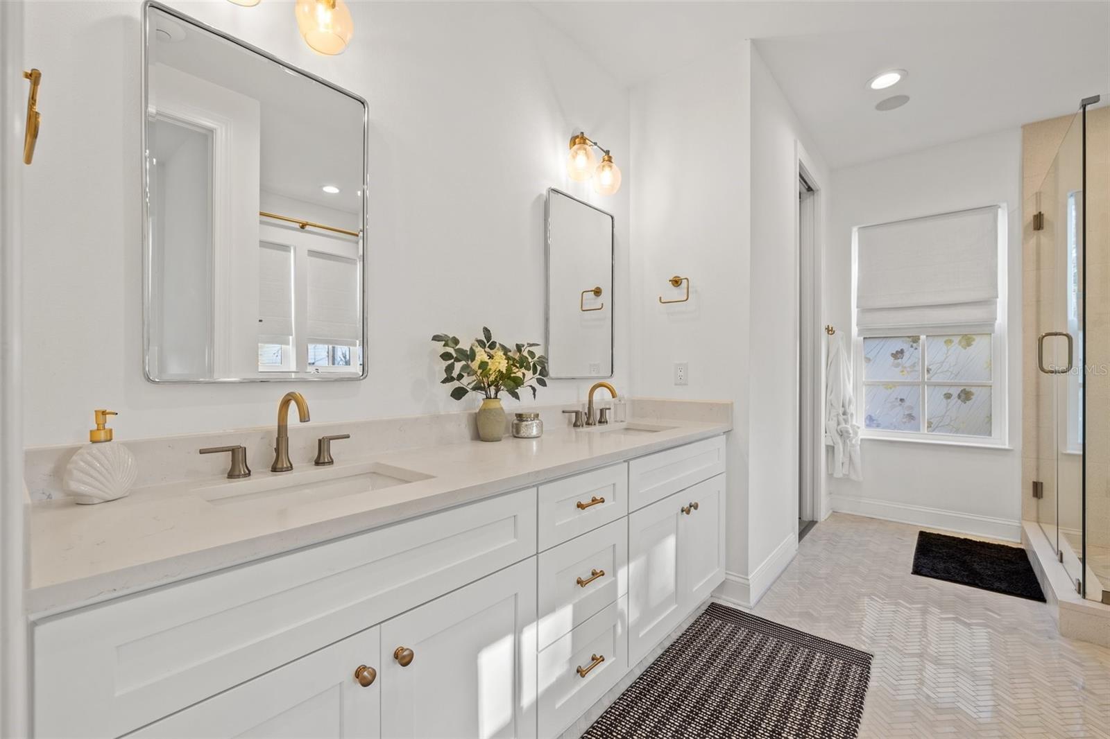 Spa Like ensuite Bath in the primary bedroom