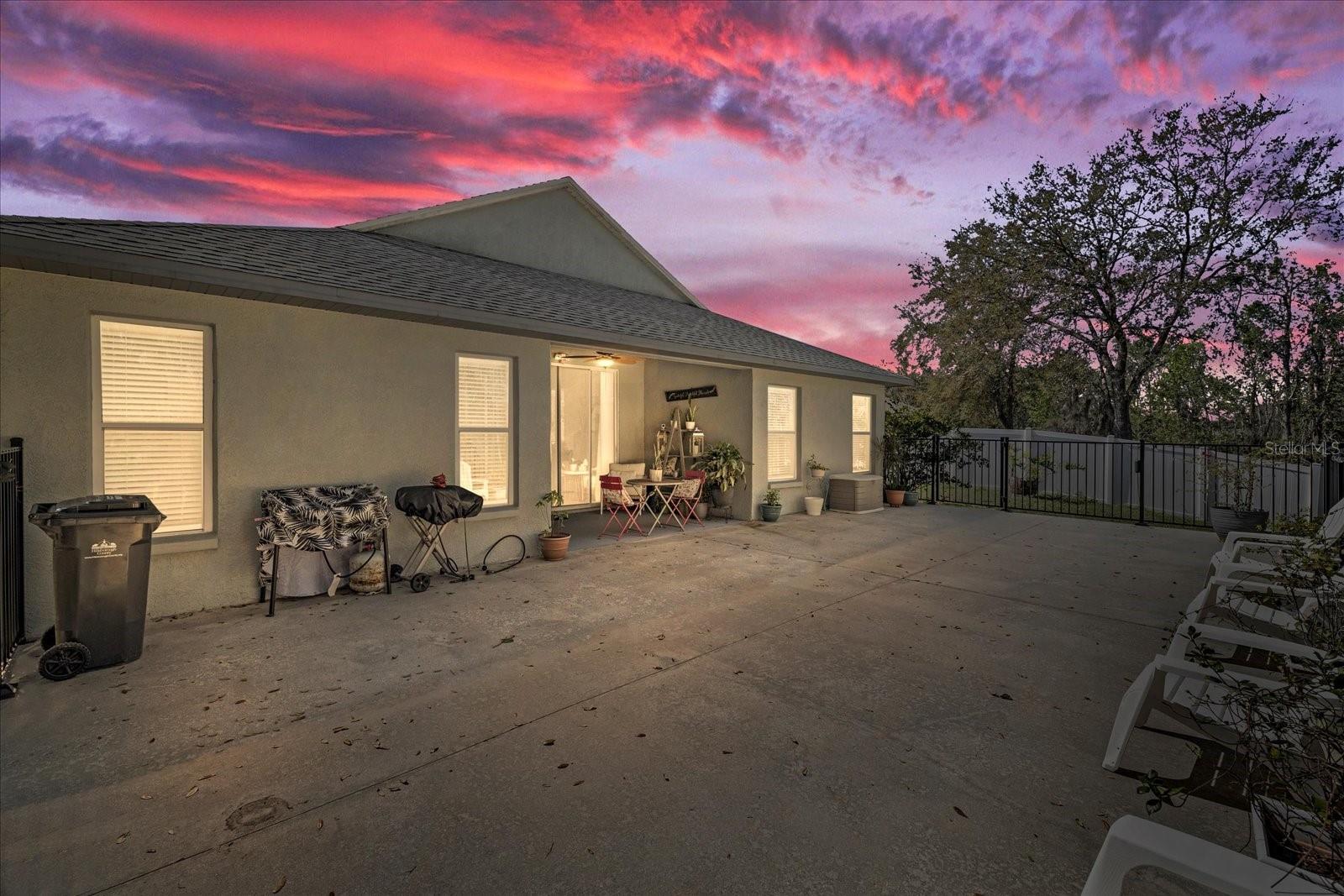 Back Yard Open Patio/Deck