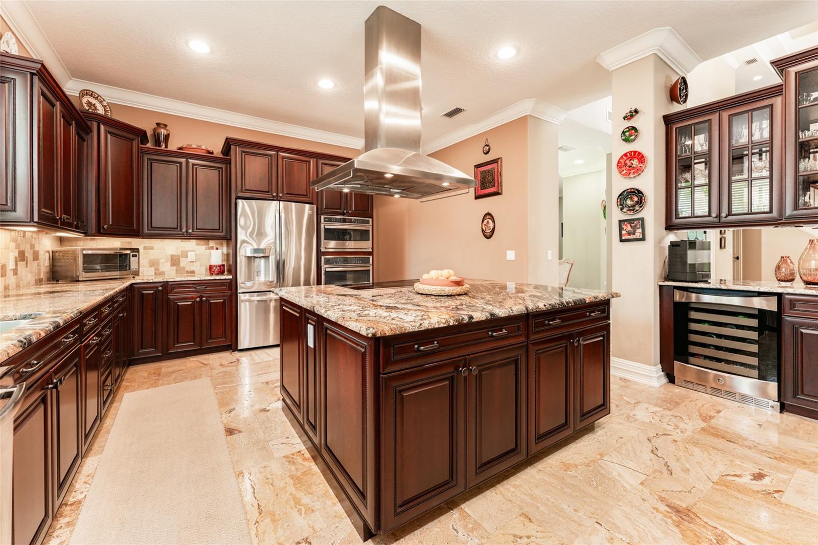 Kitchen with huge center island, induction cooktop & SS Hood