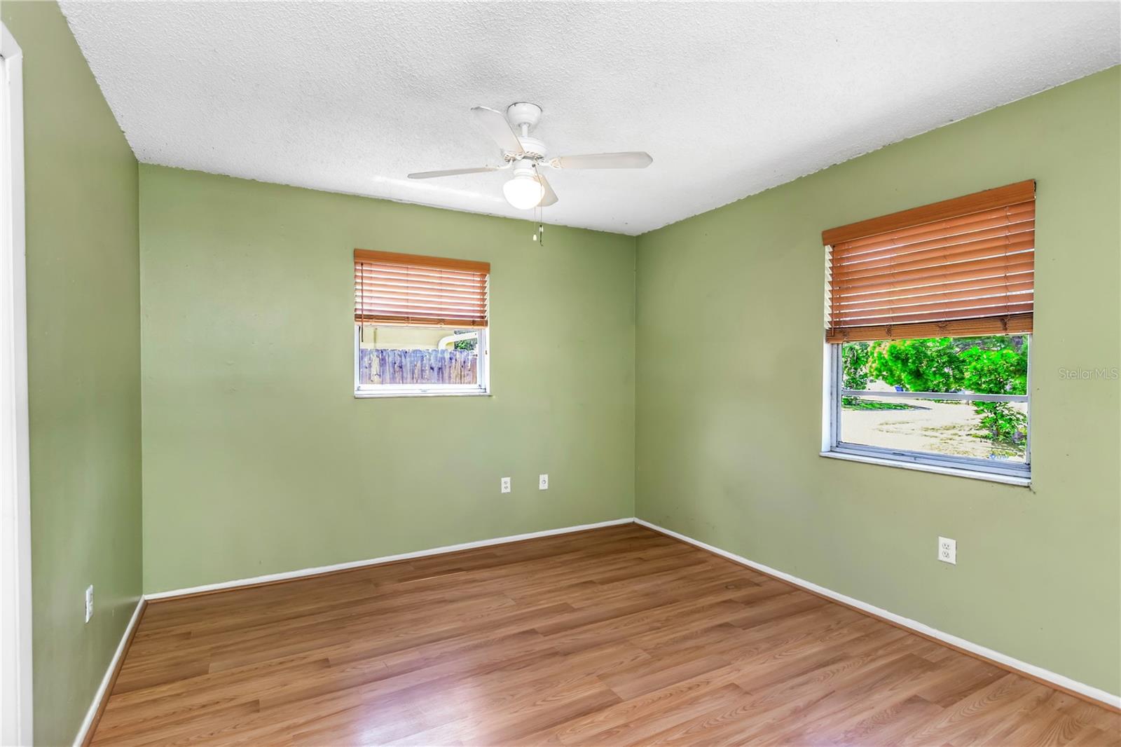 Bedroom #1
