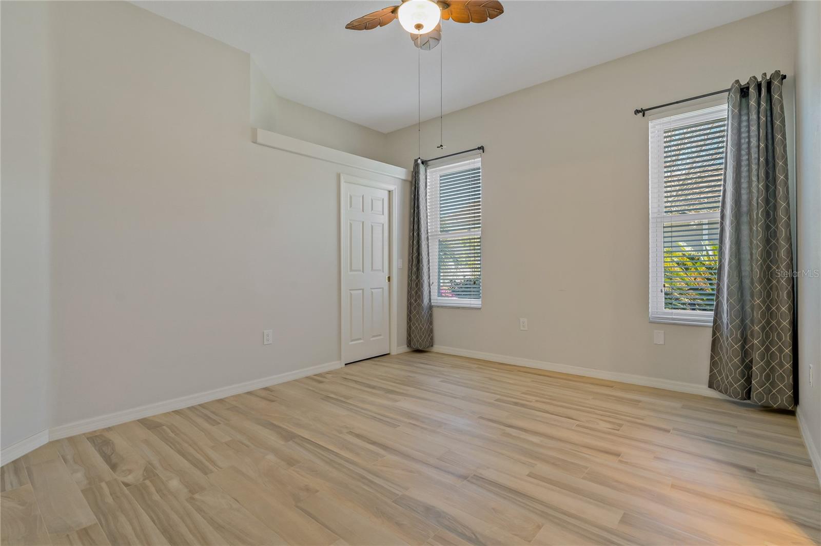 Bedroom 3 W/Walk in Closet