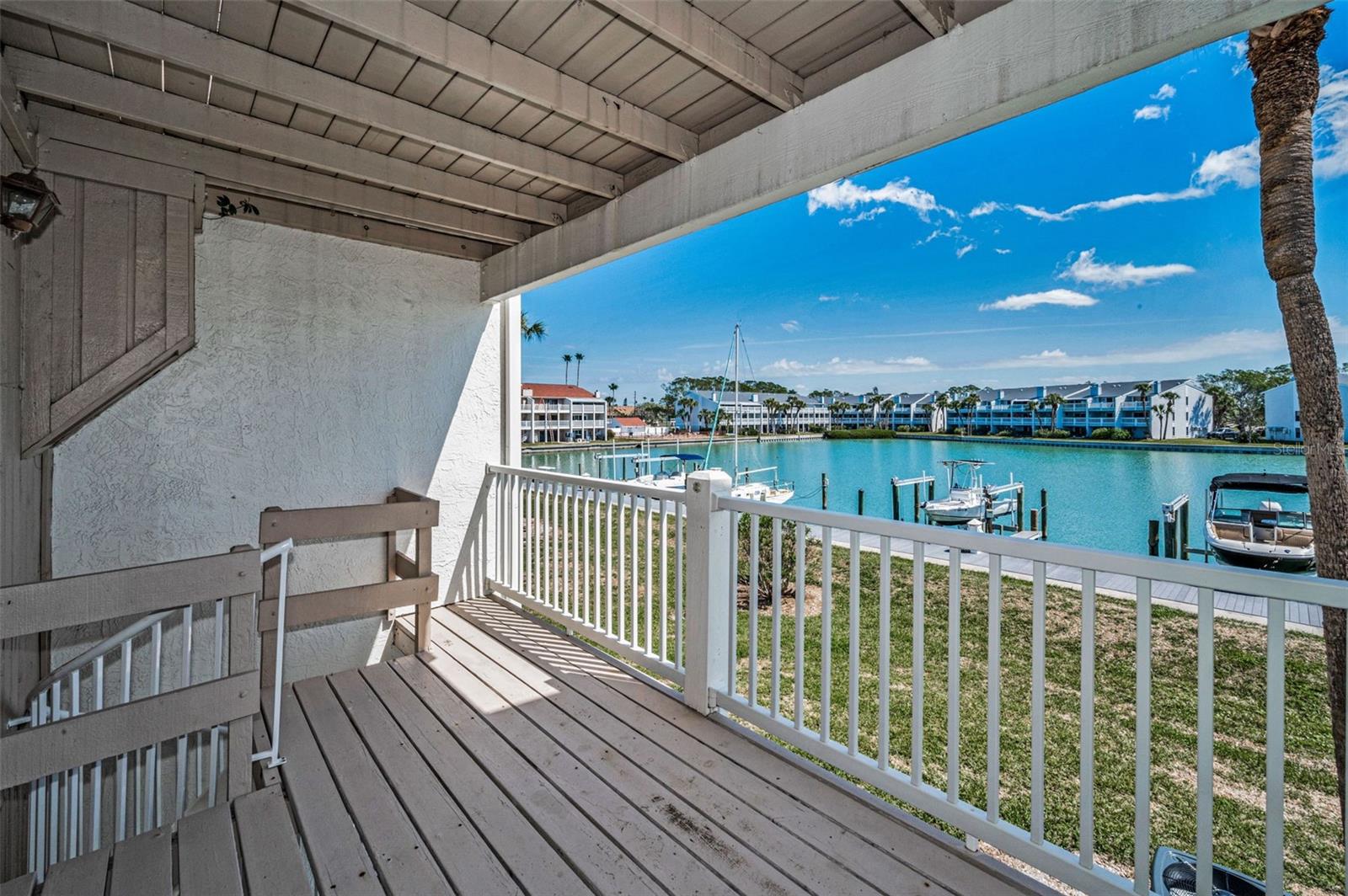 Second level balcony waterfront