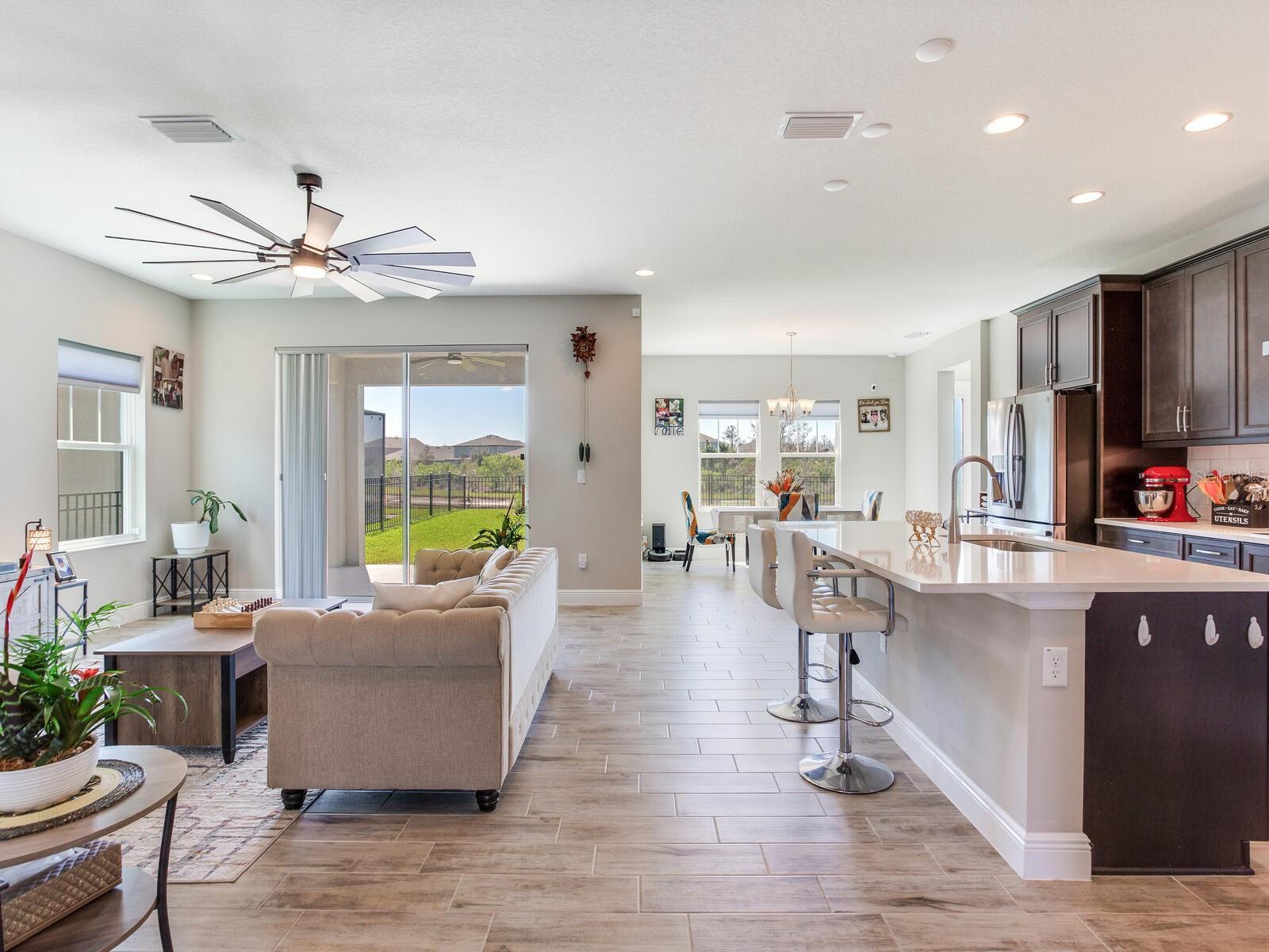 Great Room / Kitchen Combo