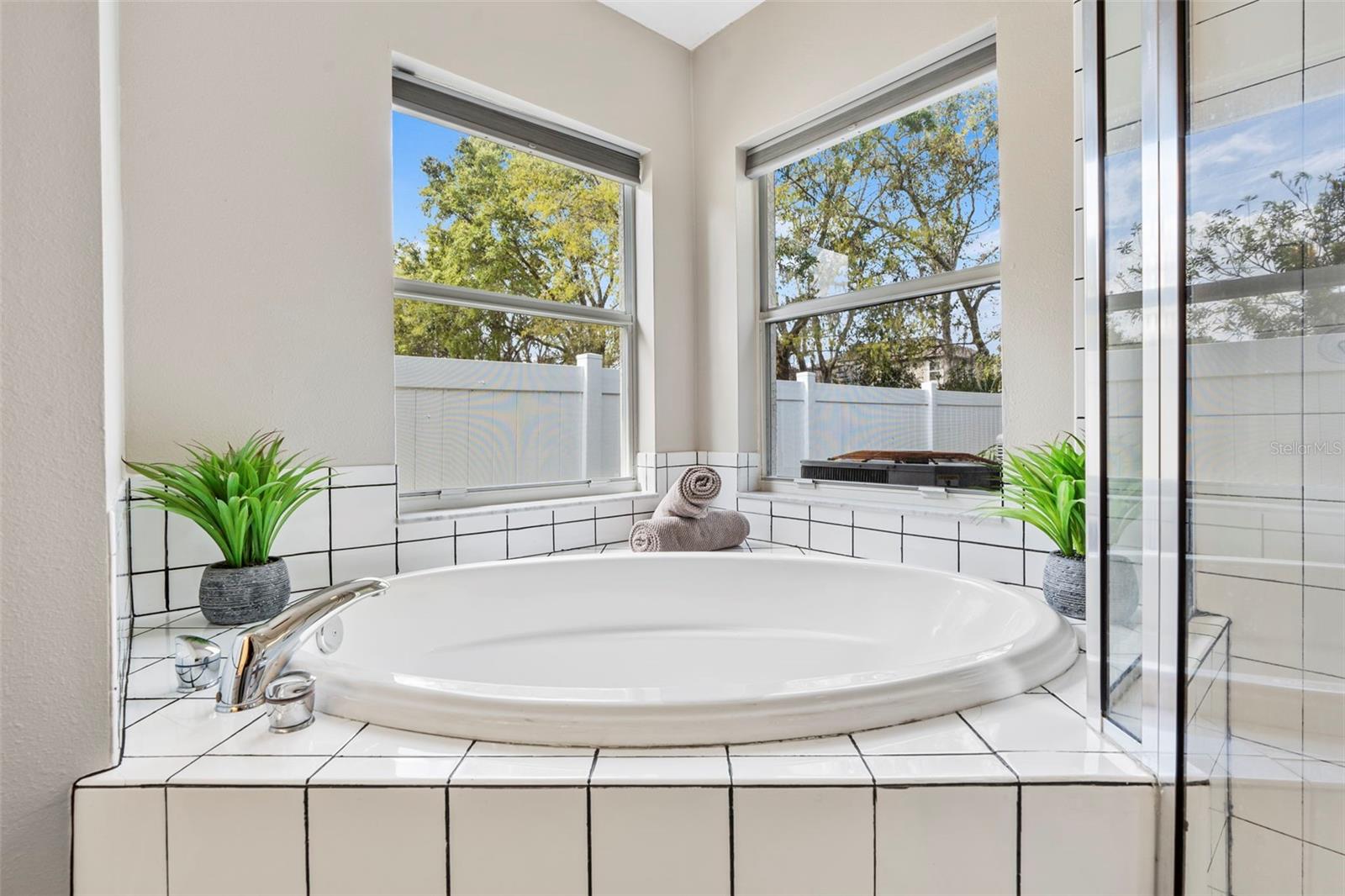 Large Soaking Tub