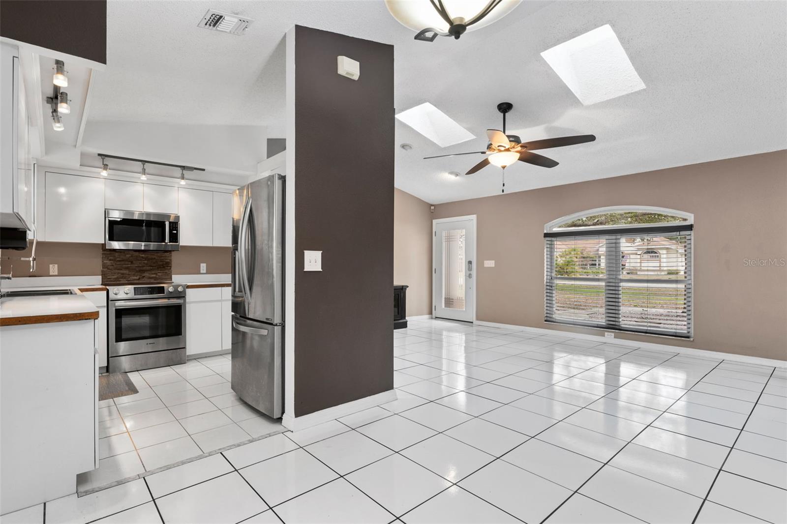 Dining Area/Kitchen Area Combo