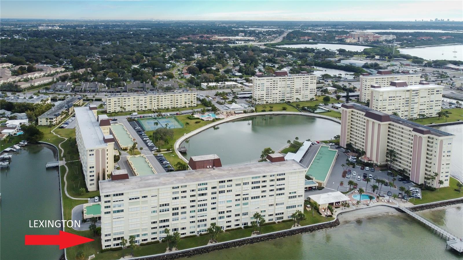 Lexington Towers sits directly on the Intracoastal - 6th Floor Unit