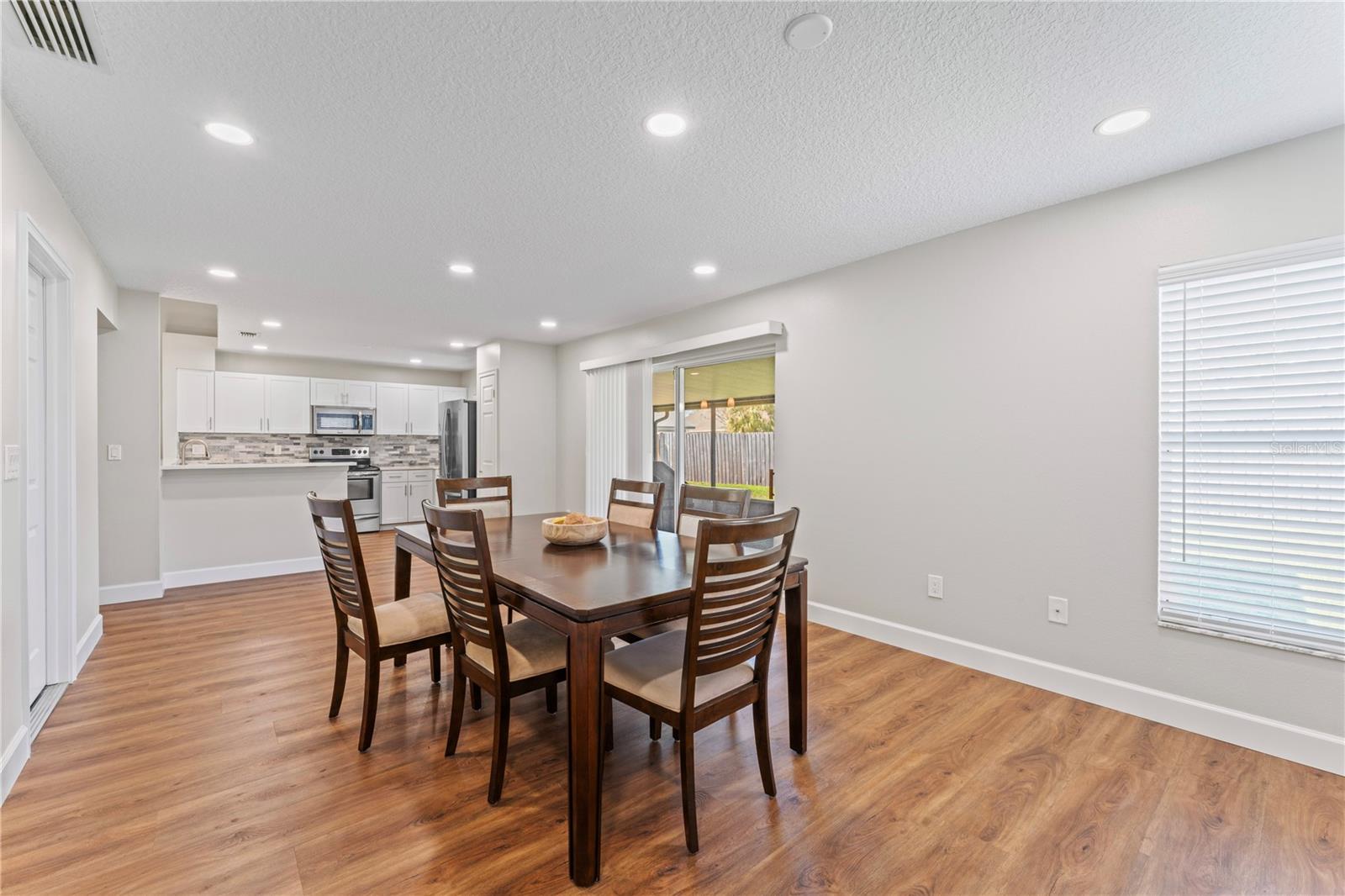 Dining Area1533 Portsmouth Lake Dr, Brandon, FL 33511