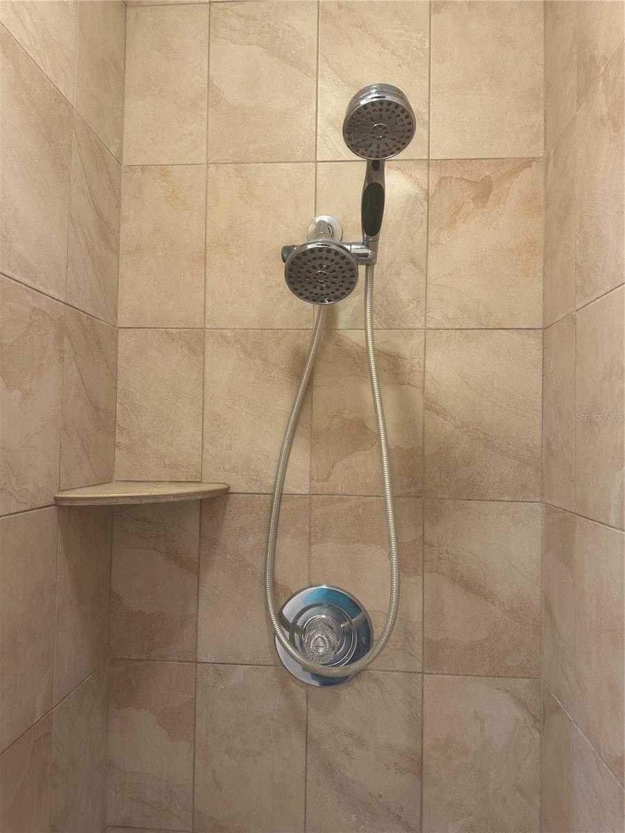 Gorgeous tiled shower