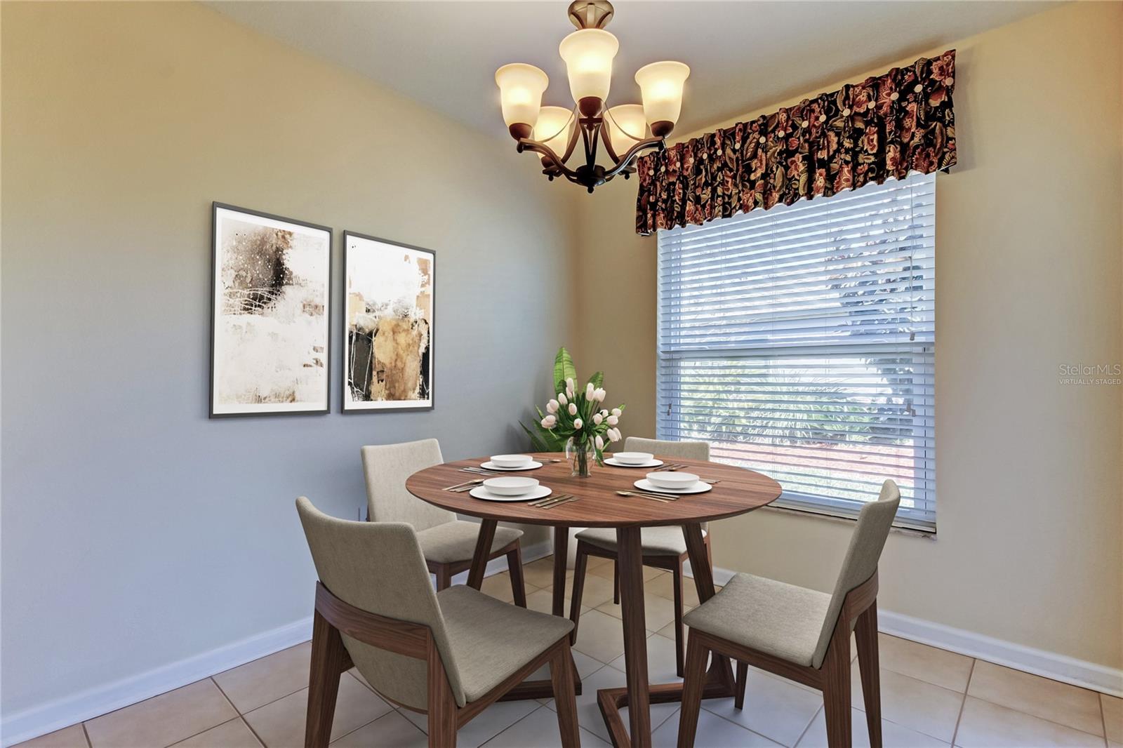 Breakfast Nook - Virtually Staged