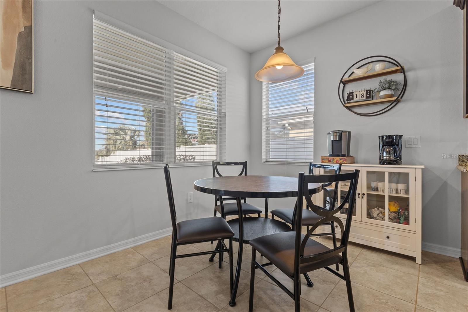 Kitchen area dinette