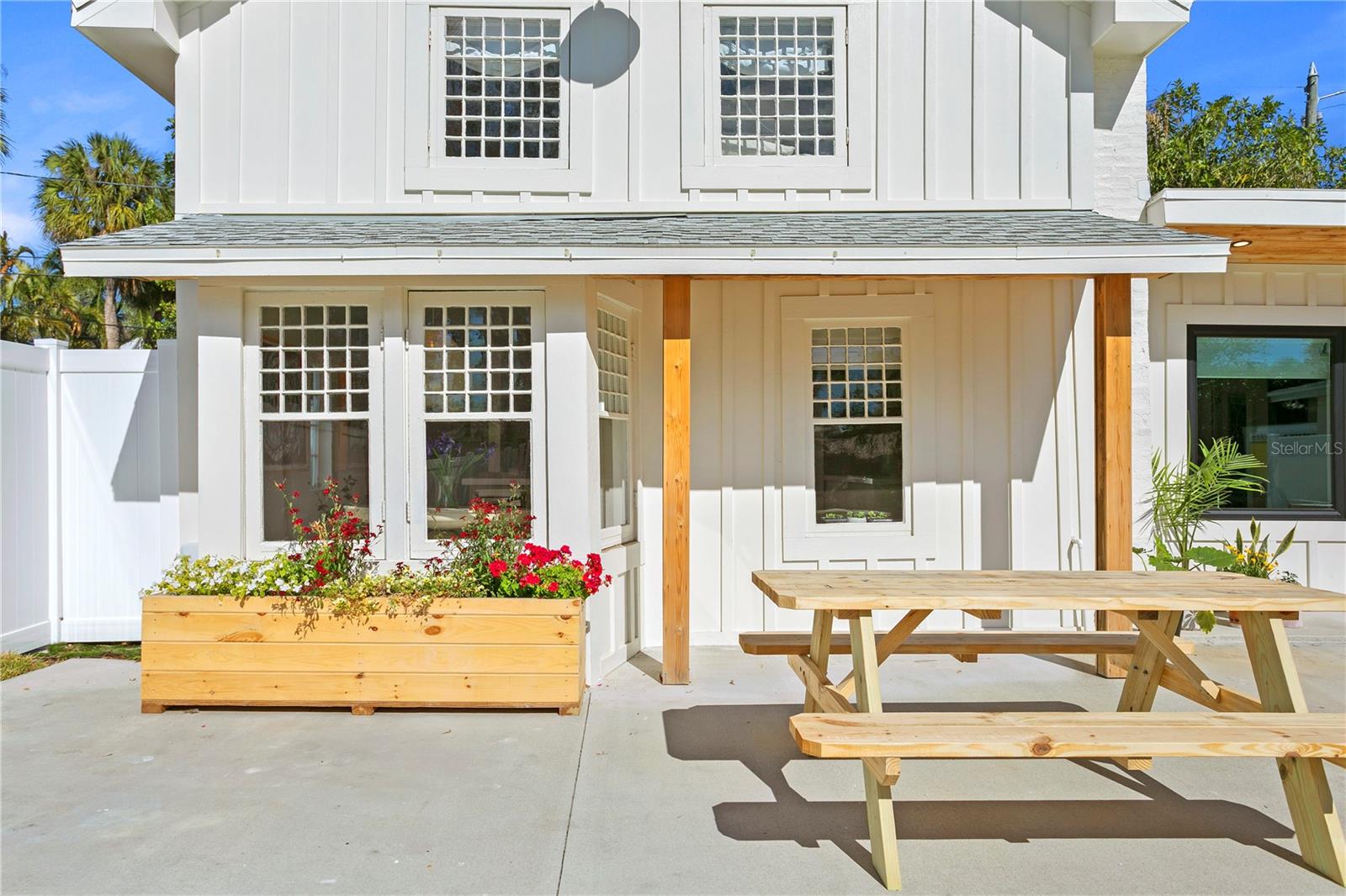 Charming 100-Year-Old Modern Farmhouse with Unbelievable Vibe!