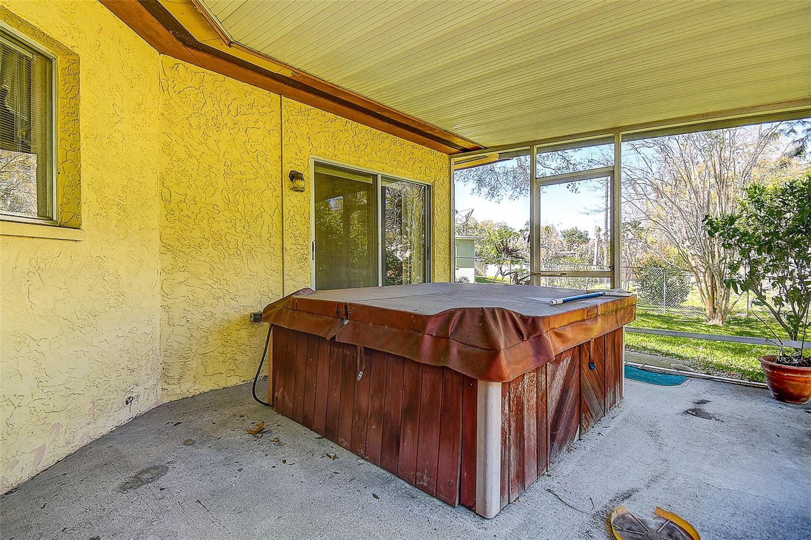 Screened Porch