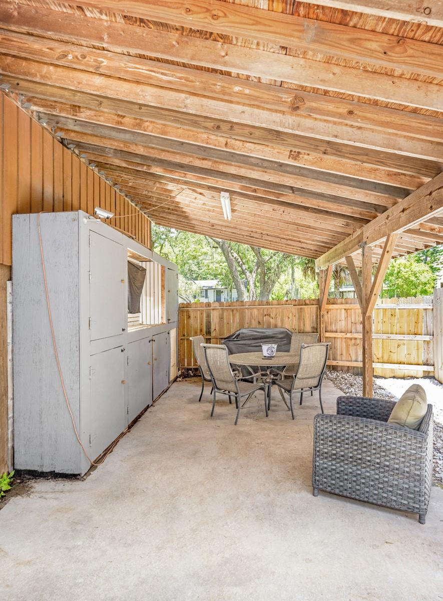 Outdoor kitchen area for entertaining