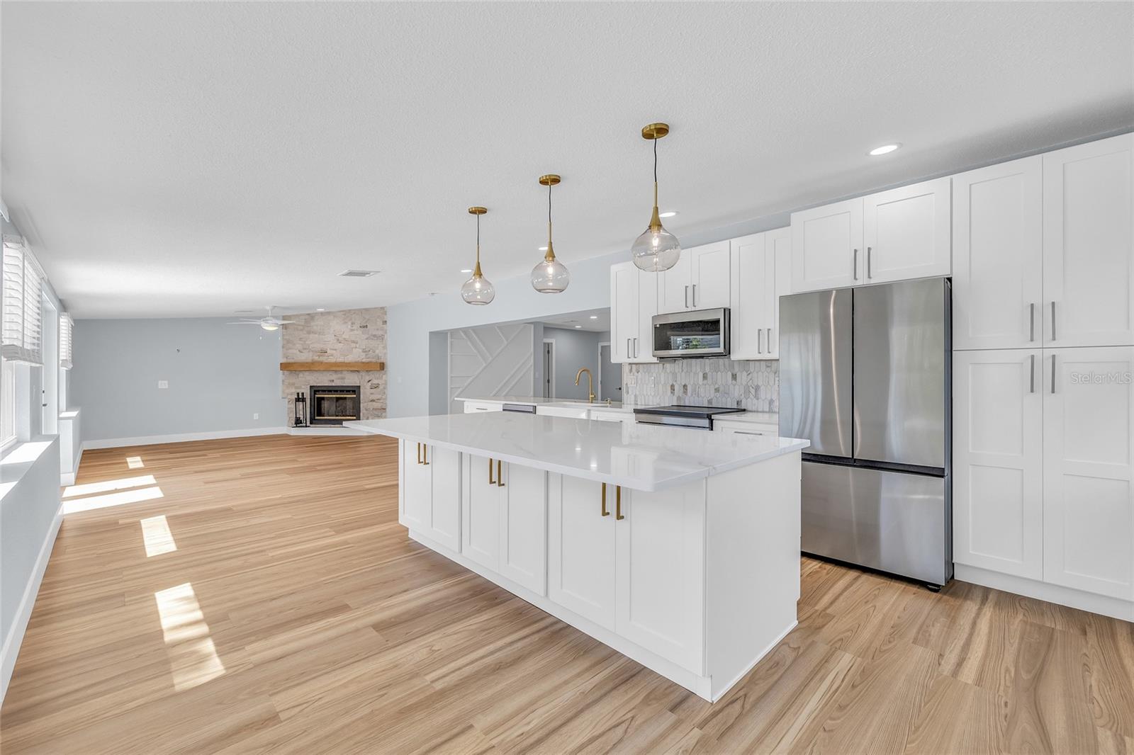 Room for 3-4 Stools at Kitchen Island